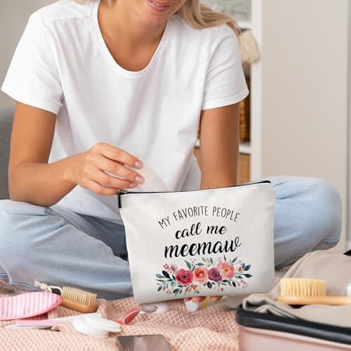 DILSJ Meemaw Gifts Makeup Bag, Grandma Gifts For Christmas From Grandkids Cosmetic Bags For Women, My Favorite People Call Me Meemaw Zipper Makeup Pouch Travel Organizer Toiletry Bag - Image 4