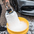 Meguiar's Supreme Shine Microfiber Towels X3002 Microfiber Wash Mitt Bundle - Image 2